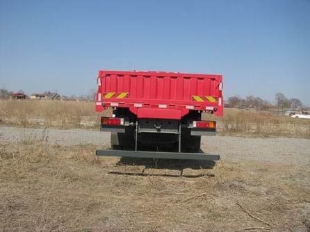 340hp Howo cargo Truck with full drive of 6*6 for 8.4m cargo box-ZZ2257N4657C1